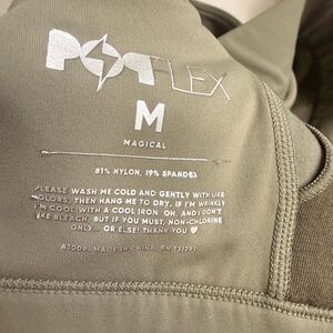 Popflex ambition bra 
Nordic blue
Rustic olive